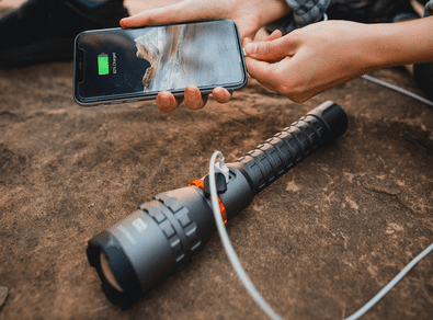 nebo-davinci-8000-oplaadbare-zaklamp-3 nebo davinci 8000 oplaadbare zaklamp 3